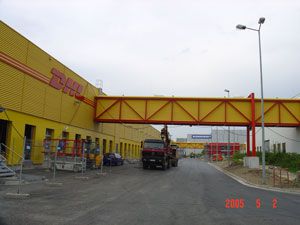 Fertigstellung DHL-Verbindungsbrücke